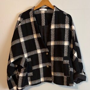 HYFVE Black and White Plaid lined Blazer. Small. New.